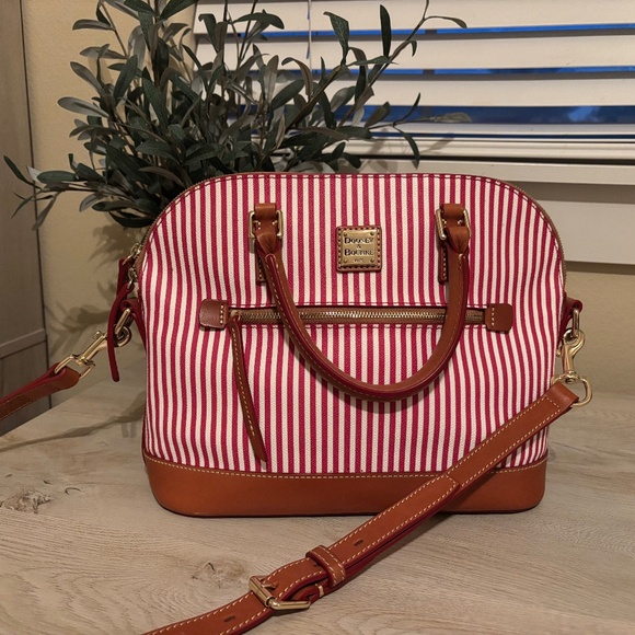 Dooney and Bourke Crossbody - Picture 1 of 7
